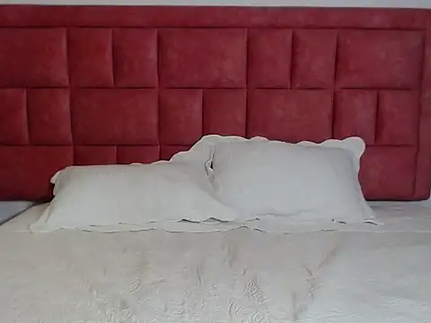 sweetsubmisaxox live sex cam
