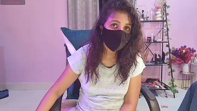Naughty_nightz live sex cam