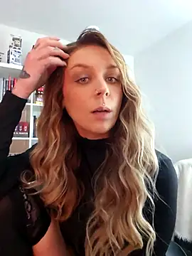LilyOrion live sex cam