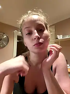 Mrs_Mr_007's web cam