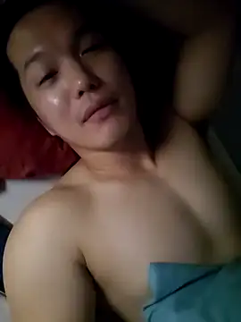 Woonee1680 live sex cam