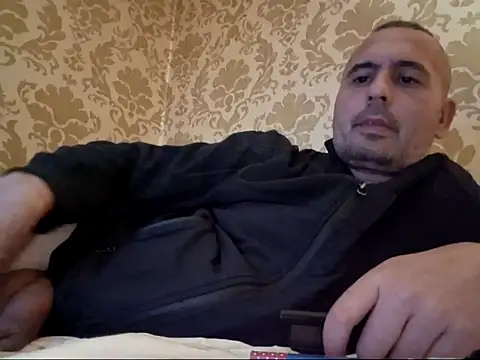 Basszos88i live sex cam