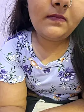 Saffroncutie live sex cam