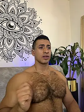aaroncolombia live sex cam