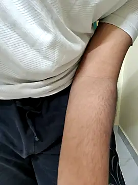ChillBoyyy live sex cam