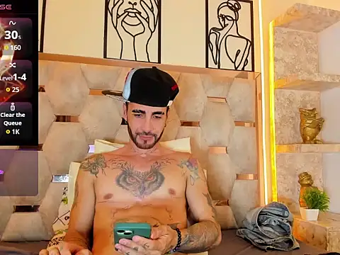 Lancelot_Benwick live sex cam
