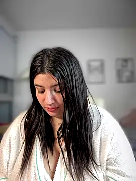 horny_roomiess live sex cam
