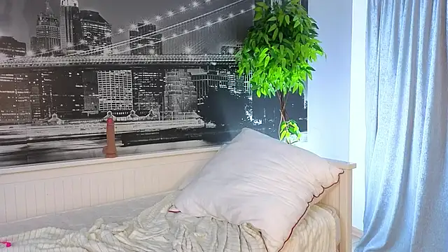 KatyRhoades live sex cam