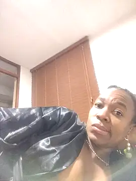 Britany_2-7 live sex cam