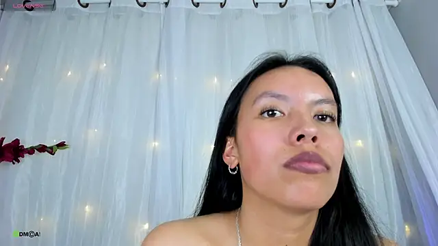 purple_aura_ live sex cam