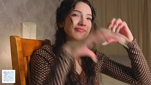 GenevaArton live sex cam