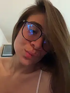 MariaIsabella8 live sex cam