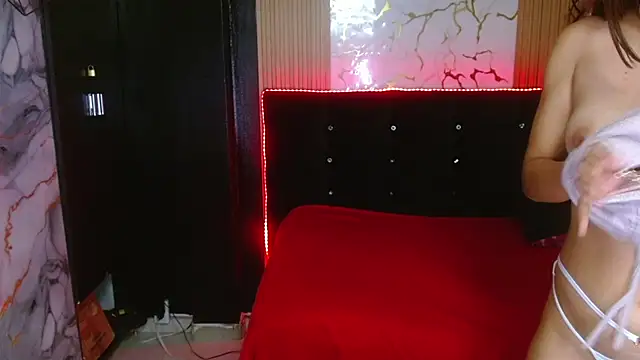 tinibunny live sex cam