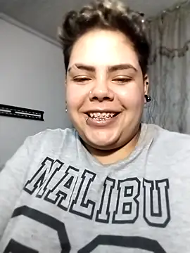 Hailey_Curvy live sex cam