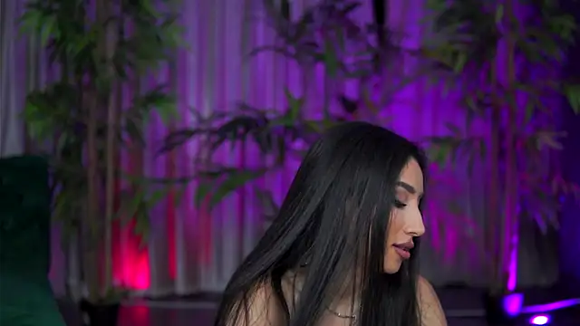GinaValentinna live sex cam
