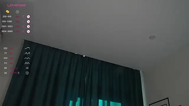 ElvaHilby live sex cam