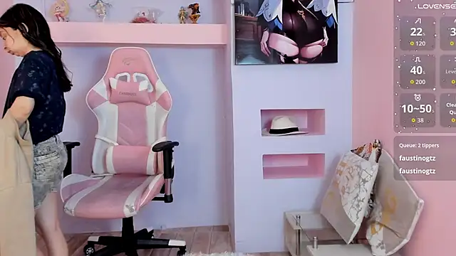 CharlotteMuller live sex cam