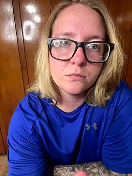 Lizzyloo live sex cam