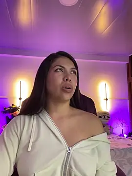 kloe28 live sex cam