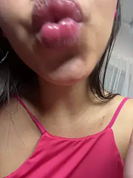 GoodGirlGoneXXX live sex cam