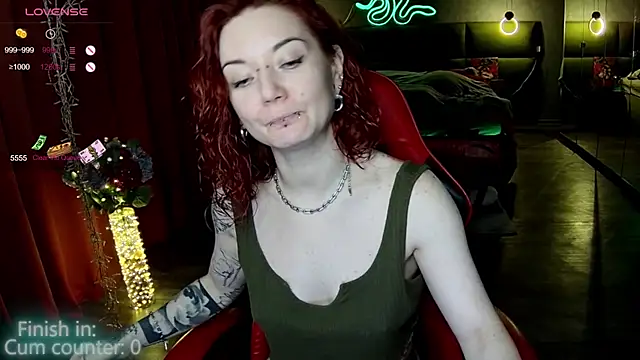 MaxPhoenixx live sex cam