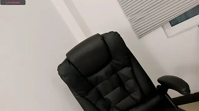 Seductivo_jr live sex cam