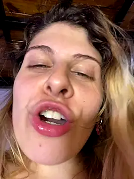 FlorBich live sex cam