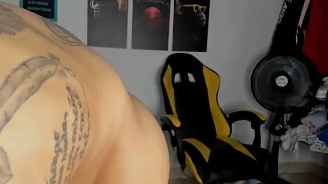 louchart_boys live sex cam
