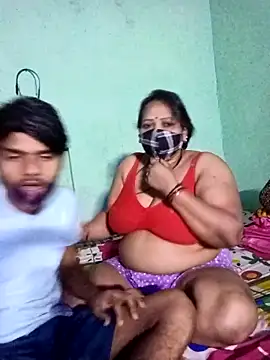 LoveOnStream live sex cam