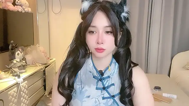 Moonccoi live sex cam