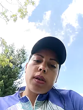 _andrea30 live sex cam