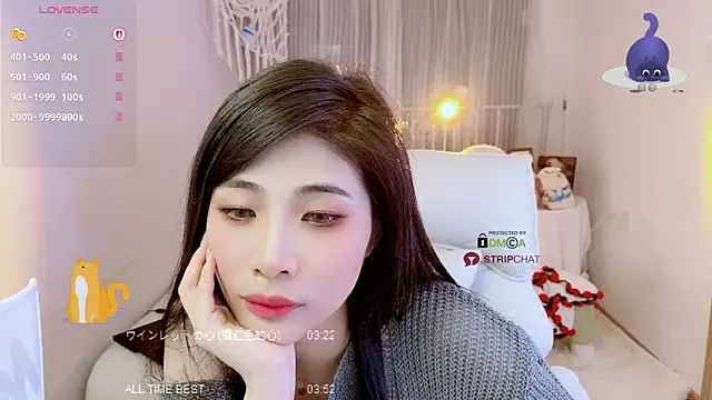 Vaidurya-Yolo live sex cam
