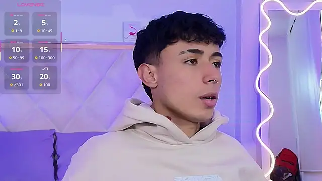 AZIEL_TAY live sex cam