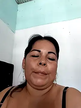 mother2-divorced's web cam