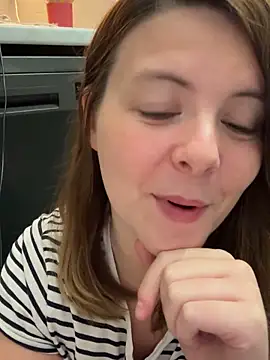 Nina_blain live sex cam