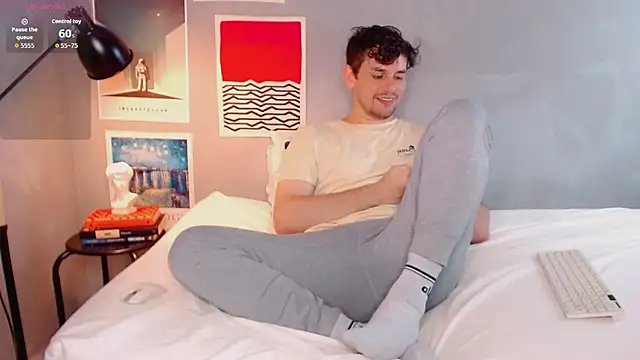 Elio555 live sex cam