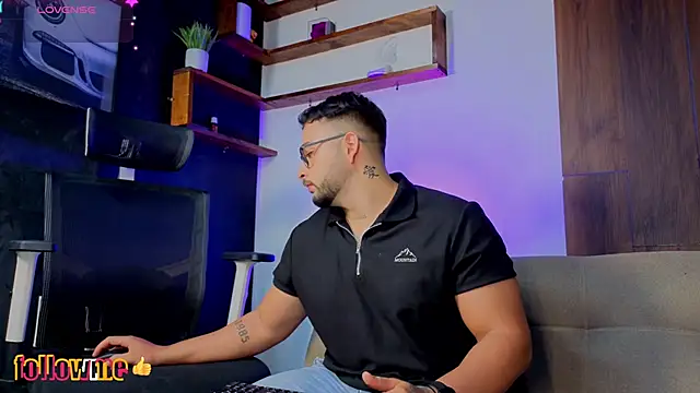 Andrew_Brown live sex cam