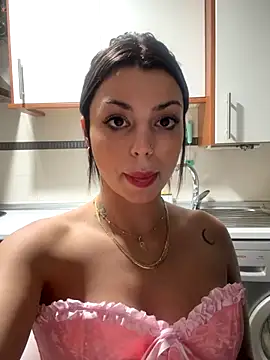 Noeliagglow live sex cam