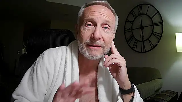 ApolloThrust live sex cam