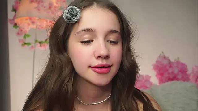 AmiLewis live sex cam