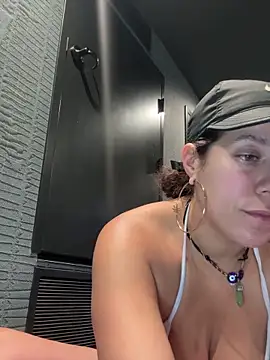 Bigbuttbrooklynn live sex cam