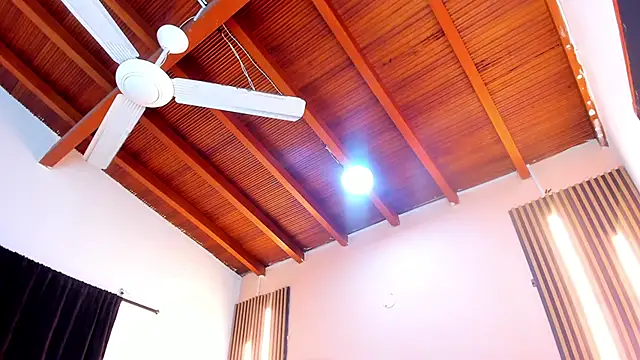 FYKMOR_1 live sex cam
