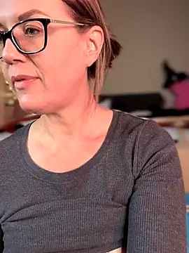 MaiseKnox live sex cam