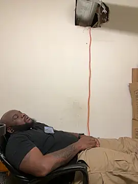 africandickxxl live sex cam