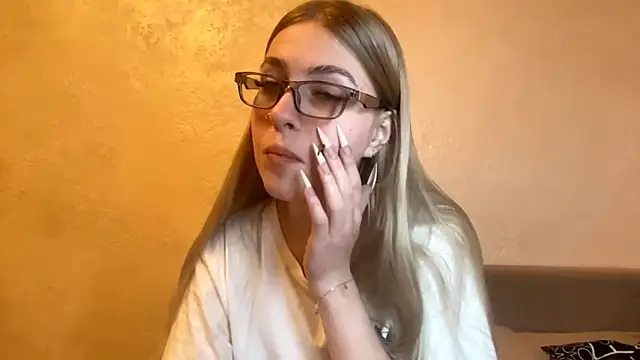 LanaNoir live sex cam