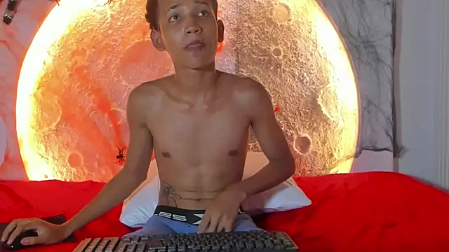 _Noah19 live sex cam