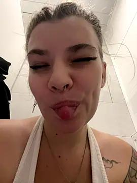 Holy_Tereza live sex cam