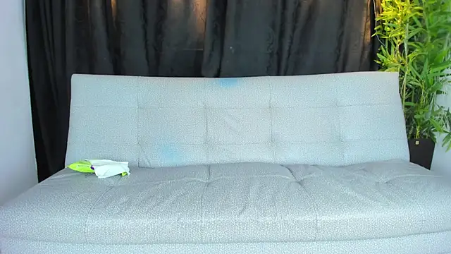 golden_girl_house live sex cam