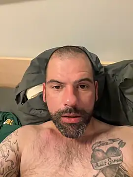 Dan8736 live sex cam