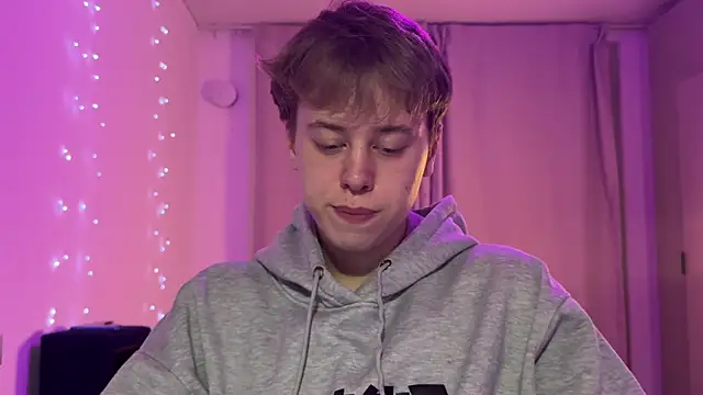 _bee_boy_ live sex cam